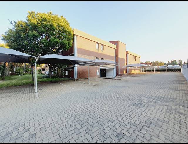 2,431M² OFFICE TO LET IN HALFWAY HOUSE